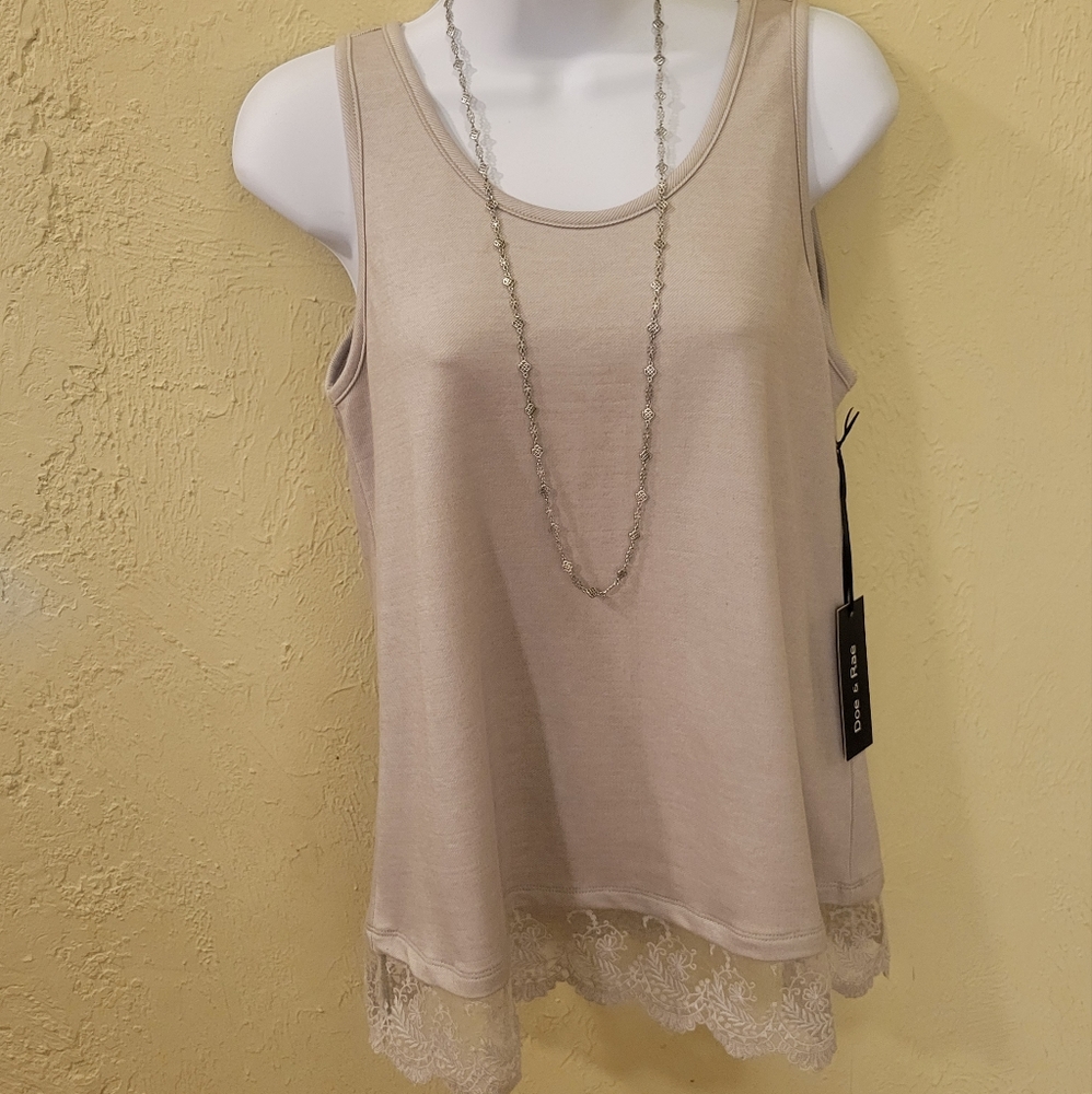 🌻 NWT Doe & Rae Beige Wide Fit Sleeveless Top w/ Lace Detail